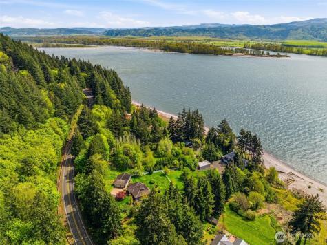 16 Little Cape Horn Road Cathlamet WA 98612