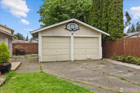 5205 173rd Place SW Lynnwood WA 98037