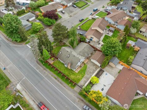 5205 173rd Place SW Lynnwood WA 98037
