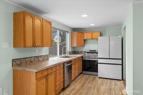 5205 173rd Place SW Lynnwood WA 98037