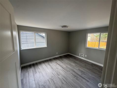 14616 Ash Way Lynnwood WA 98087