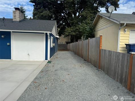 14616 Ash Way Lynnwood WA 98087