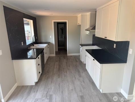 14616 Ash Way Lynnwood WA 98087