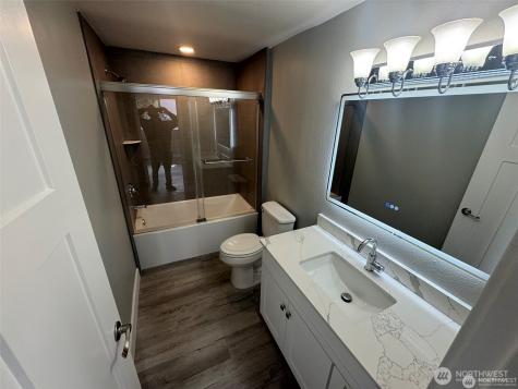 14616 Ash Way Lynnwood WA 98087