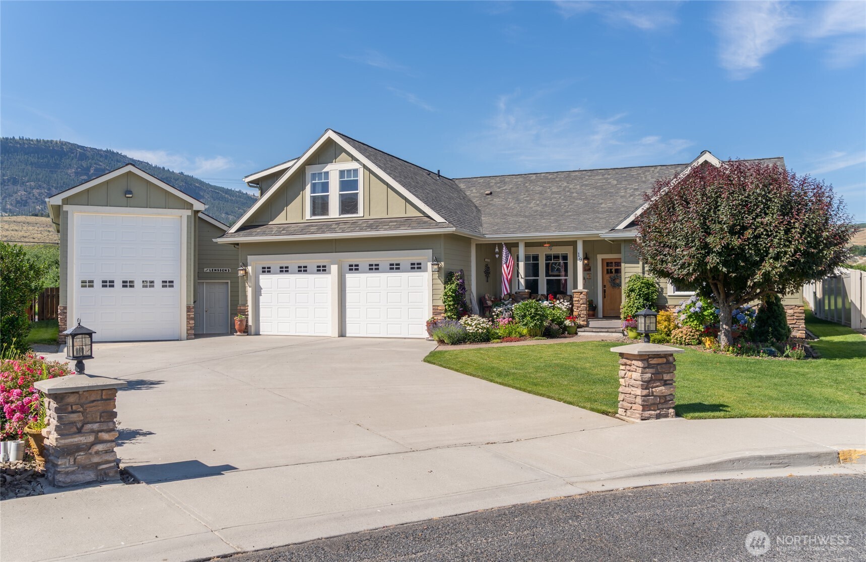 19 Cobb Court Malaga WA 98828