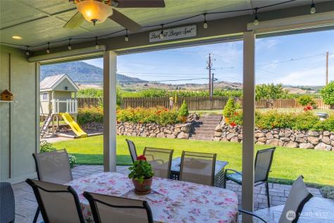 19 Cobb Court Malaga WA 98828