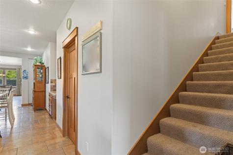 19 Cobb Court Malaga WA 98828