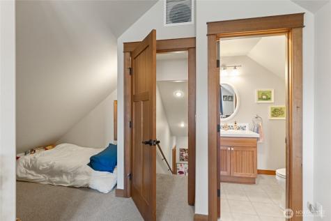19 Cobb Court Malaga WA 98828