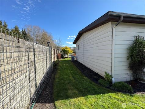 1402 22nd Street NE Auburn WA 98002
