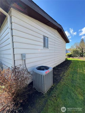 1402 22nd Street NE Auburn WA 98002