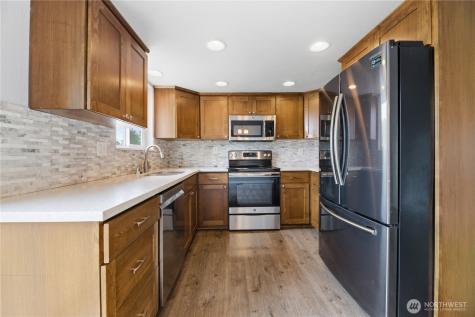 5715 N 46th Tacoma WA 98407