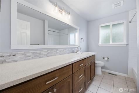 5715 N 46th Tacoma WA 98407