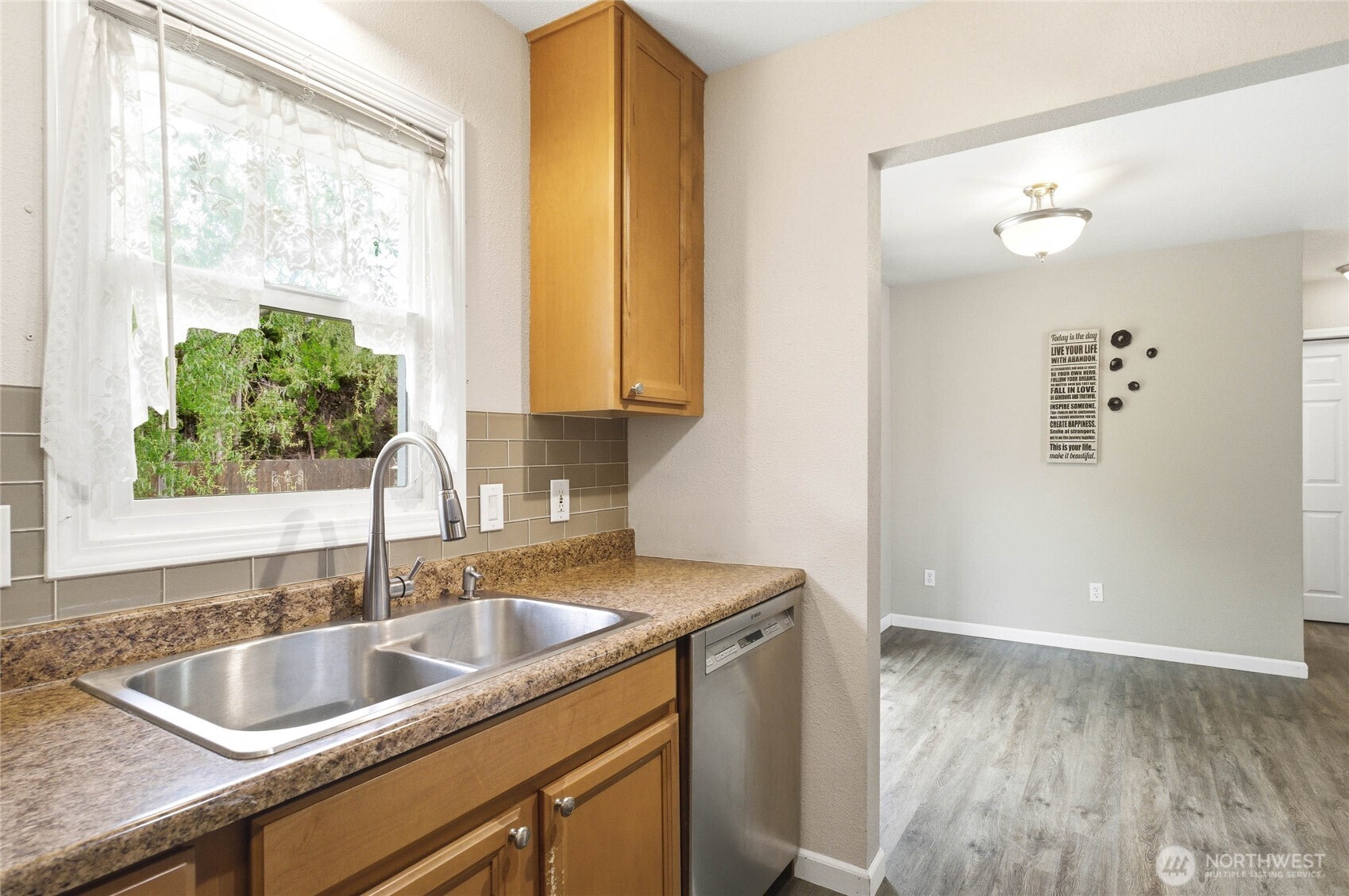 12 S Schafer Street Wenatchee WA 98801