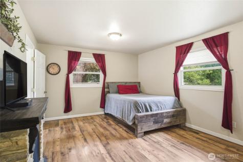 12 S Schafer Street Wenatchee WA 98801