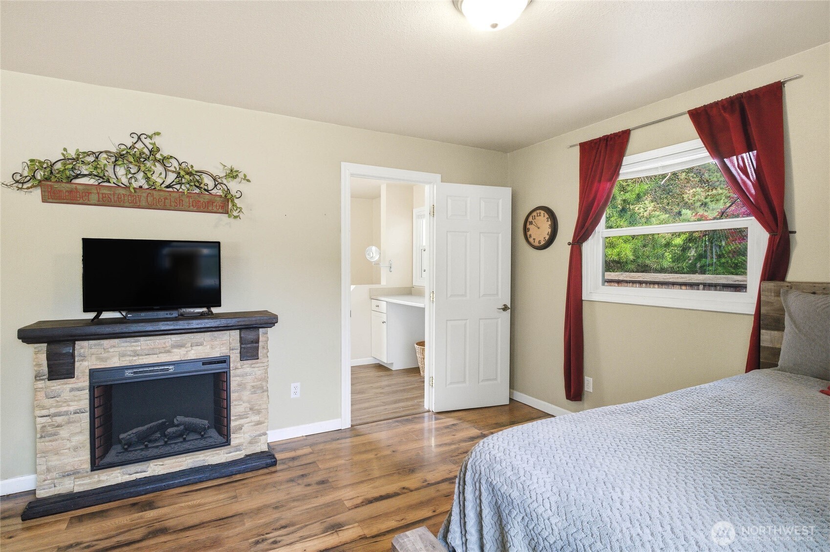 12 S Schafer Street Wenatchee WA 98801