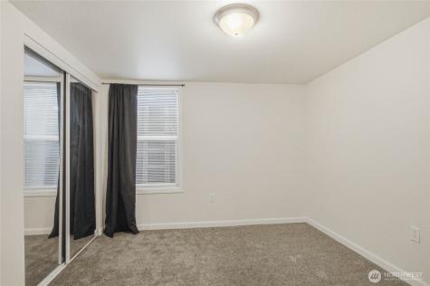 12 S Schafer Street Wenatchee WA 98801
