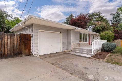 12 S Schafer Street Wenatchee WA 98801