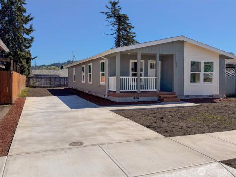 202 S 9th Avenue Kelso WA 98626