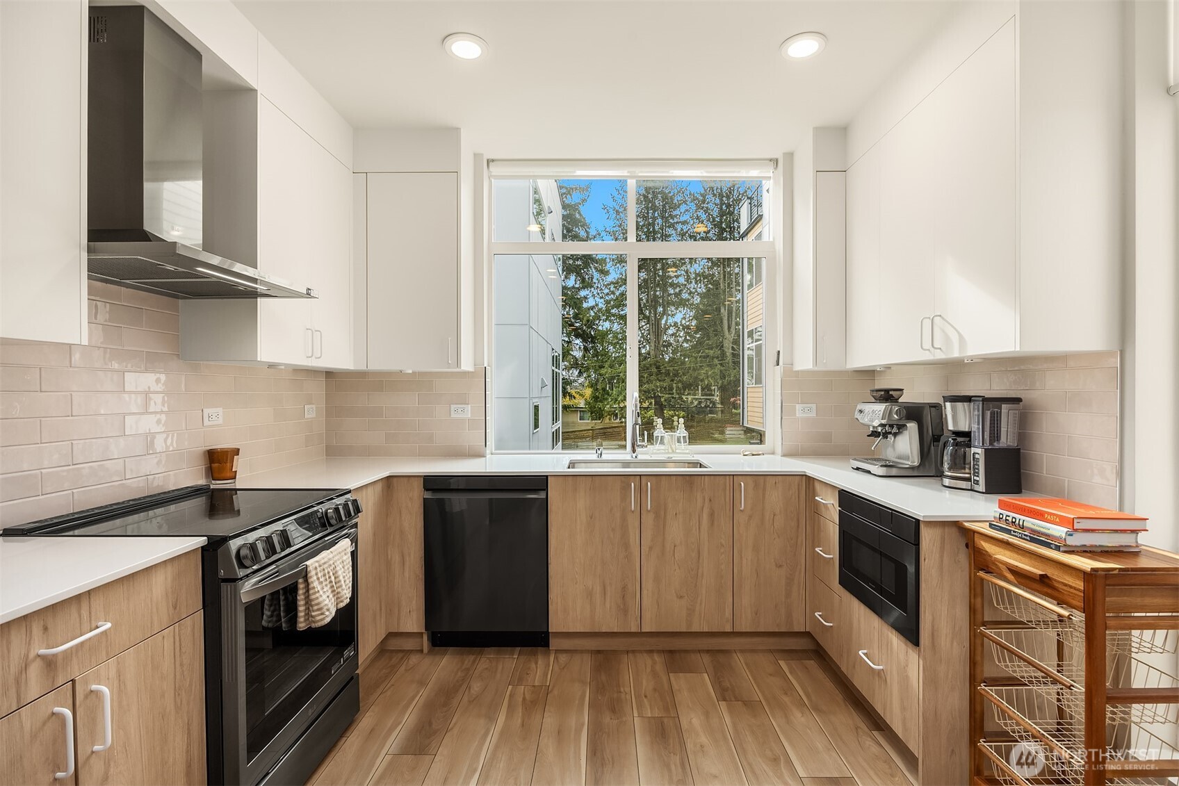 8606 Linden Avenue N Seattle WA 98103
