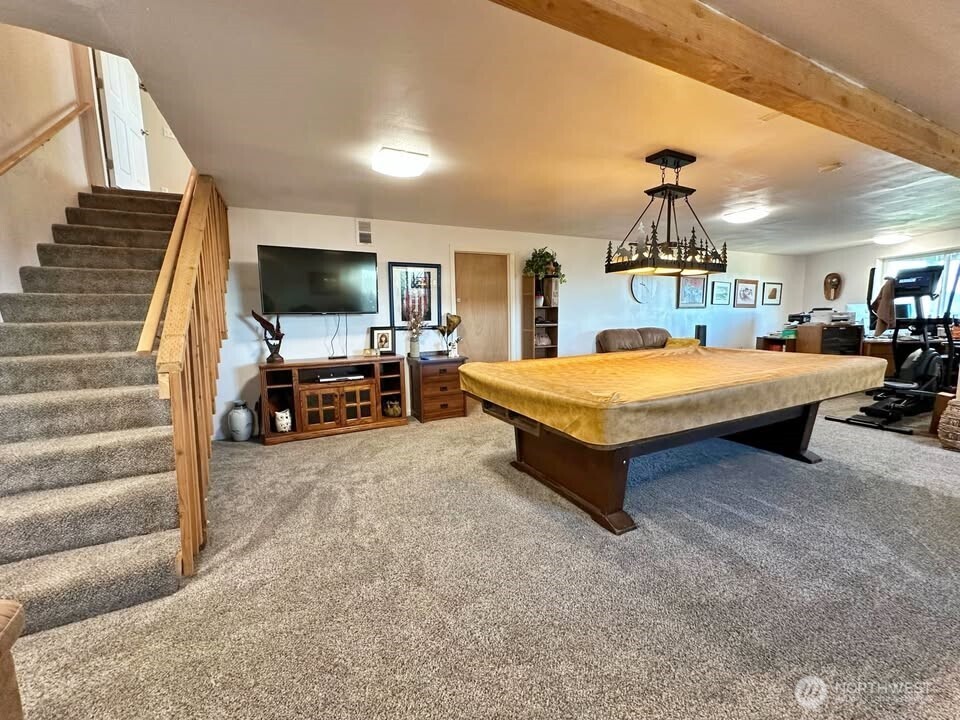 148 Pleasant Hill Drive Silver Creek WA 98585
