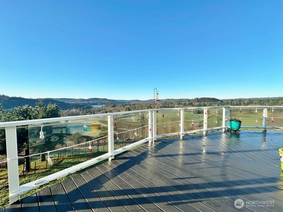 148 Pleasant Hill Drive Silver Creek WA 98585