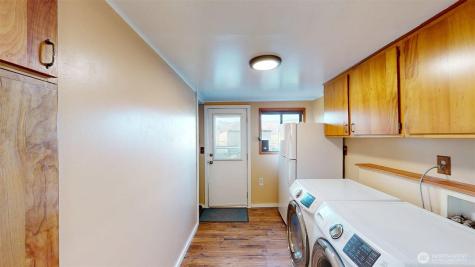 79 Duck Lake Road Omak WA 98841