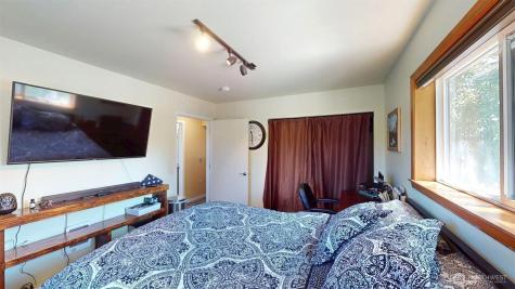 79 Duck Lake Road Omak WA 98841