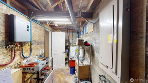 79 Duck Lake Road Omak WA 98841
