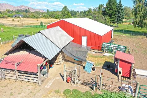 79 Duck Lake Road Omak WA 98841