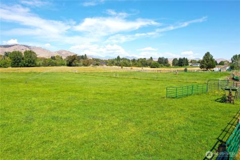79 Duck Lake Road Omak WA 98841