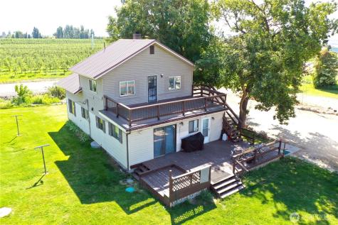 79 Duck Lake Road Omak WA 98841