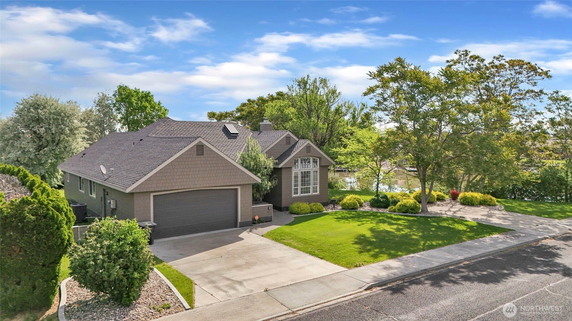 811 Laguna Drive Moses Lake WA 98837