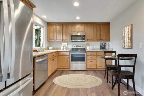 32417 29th Avenue SW Federal Way WA 98023