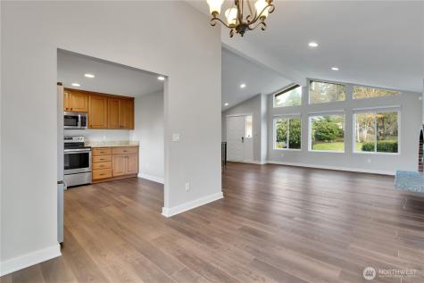 32417 29th Avenue SW Federal Way WA 98023