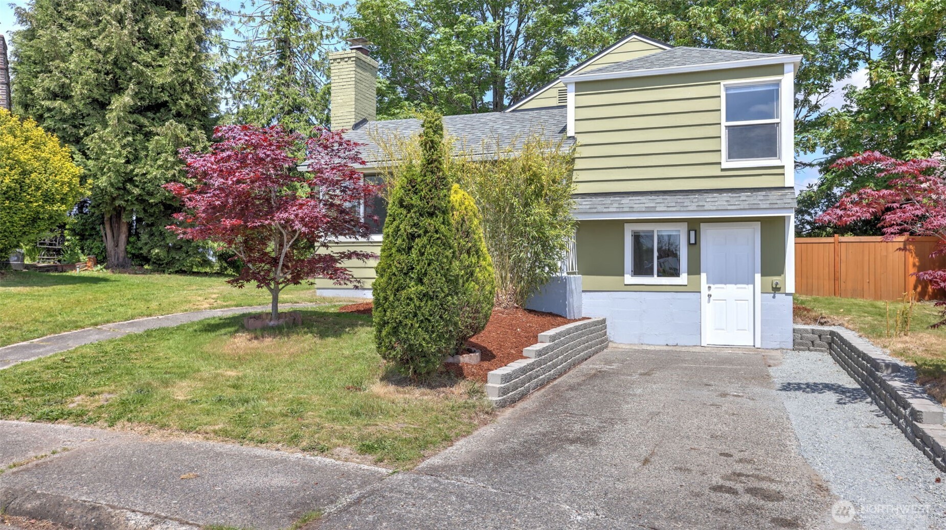 2000 S Edmunds Street Seattle WA 98108