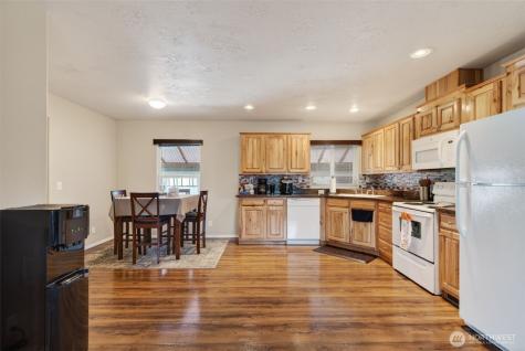 2420 Fords Prairie Avenue Centralia WA 98531
