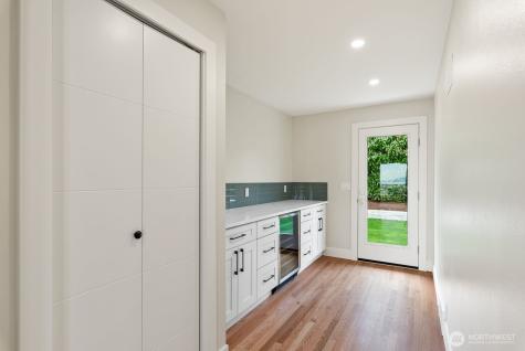 2425 NW Blue Ridge Drive Seattle WA 98177