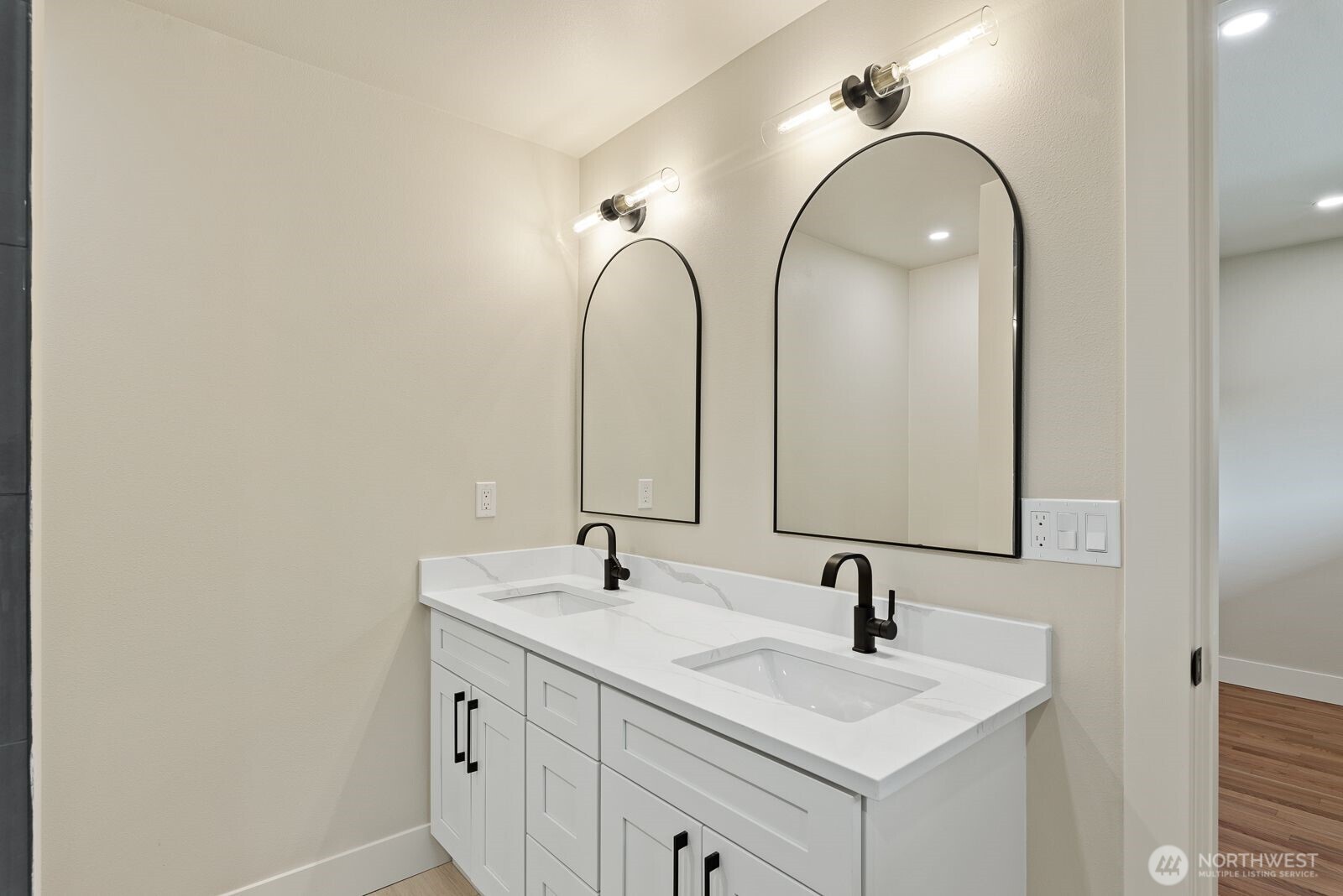 2425 NW Blue Ridge Drive Seattle WA 98177