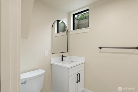 2425 NW Blue Ridge Drive Seattle WA 98177