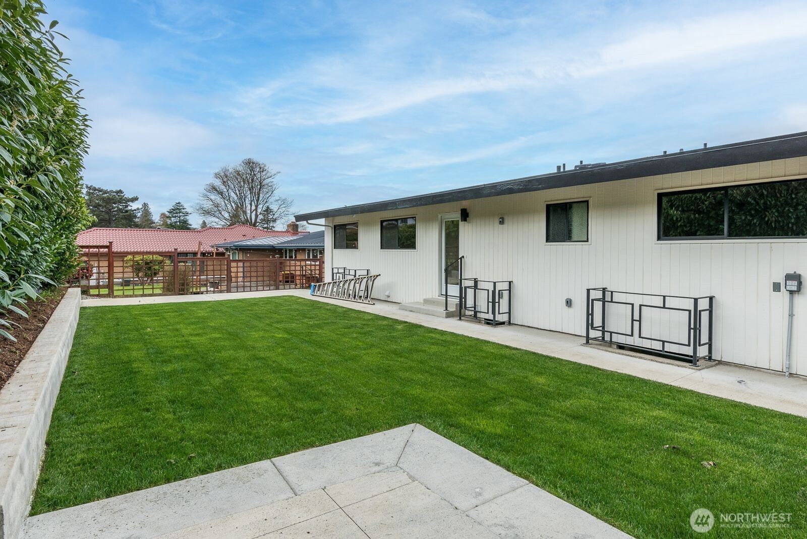 2425 NW Blue Ridge Drive Seattle WA 98177