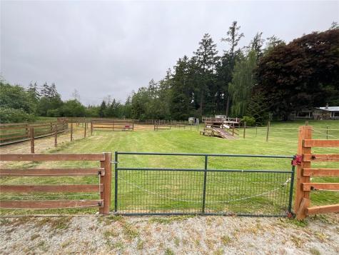 2757 Hunt Road Oak Harbor WA 98277