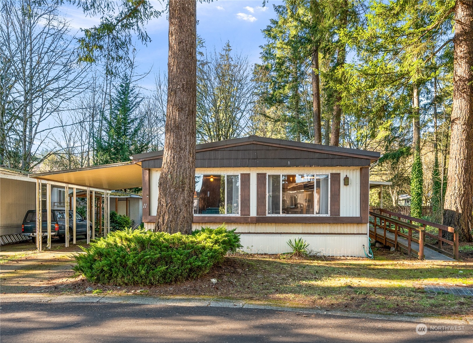 18425 NE 95th Street Redmond WA 98052
