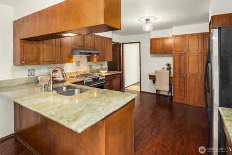 12535 SE 15th Street Bellevue WA 98005