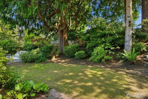 12535 SE 15th Street Bellevue WA 98005
