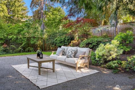 12535 SE 15th Street Bellevue WA 98005