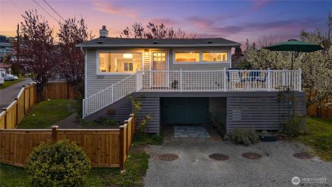 232 N Sunset Drive Camano Island WA 98282