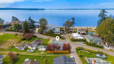 232 N Sunset Drive Camano Island WA 98282