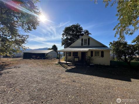 640 Highland Loop Road Kettle Falls WA 99141