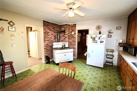 640 Highland Loop Road Kettle Falls WA 99141