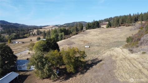 640 Highland Loop Road Kettle Falls WA 99141
